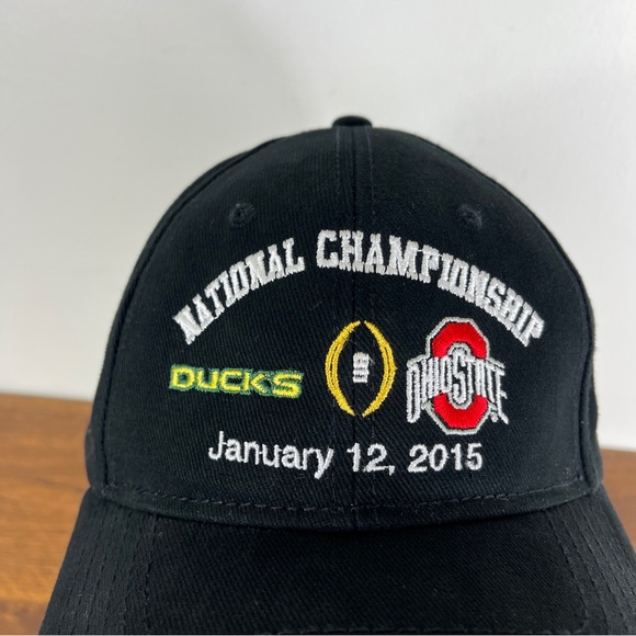 Ohio State Buckeyes Vs Oregon Ducks Strapback Hat NCAA Football 2015 OSU UO - Picture 3 of 13